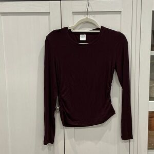 Athleta with ease cinch rib top in spiced Cabernet